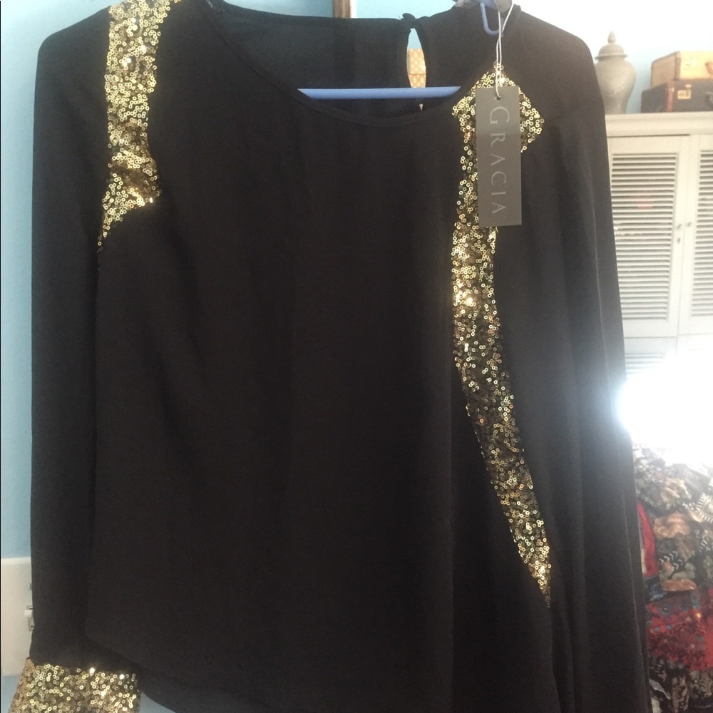 Gracia black and gold blouse